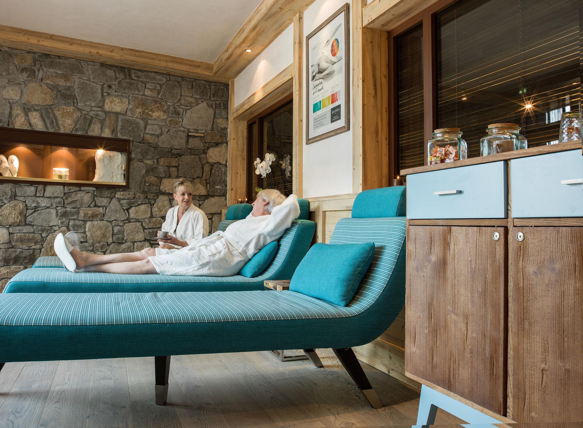 Cgh Residence Boutique Les Chalets De Layssia Samoens Exterior photo