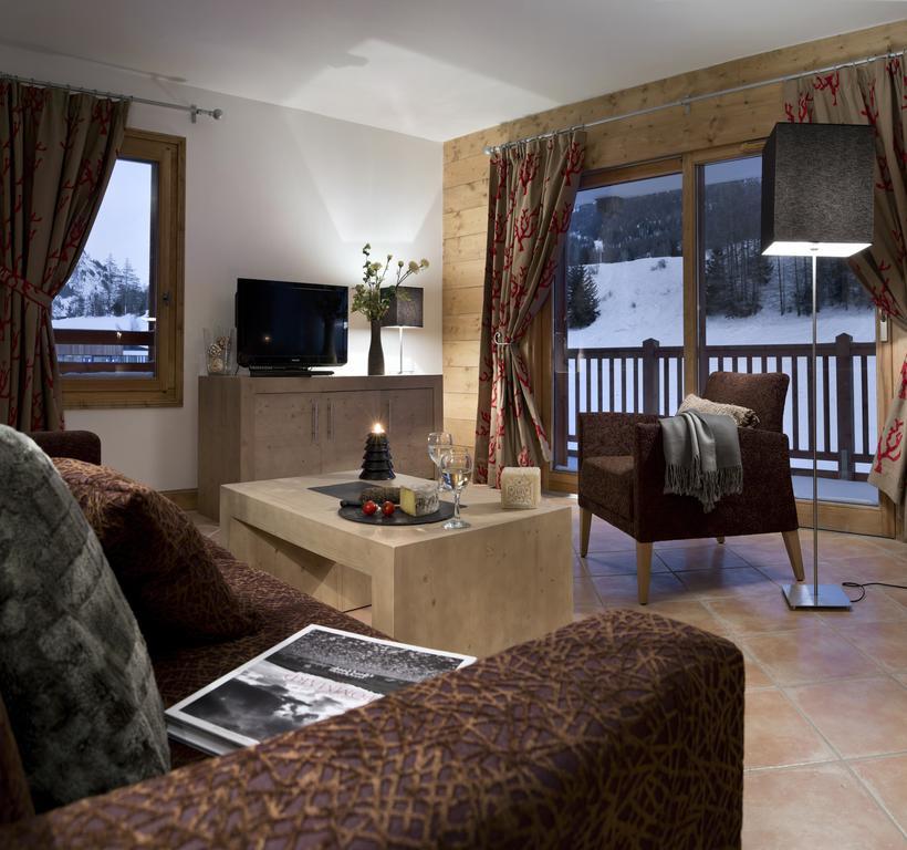Cgh Residence Boutique Les Chalets De Layssia Samoens Room photo